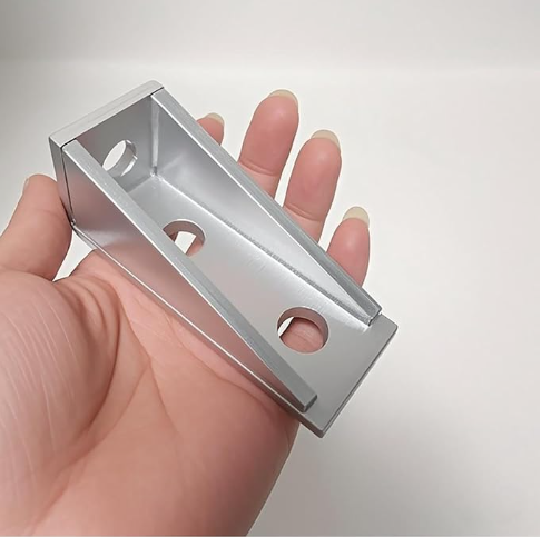 90 Degree Gusseted Fitting for 1-58 Strut Channel,3 Hole Heavy Duty Steel Right Angle Connector Brackets for 1 2 Bolt, 5.7 mm Thick - 图片 3