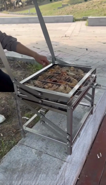 180 Degree Flip BBQ Grill | Stainless Steel Outdoor Charcoal Barbecue - 图片 3